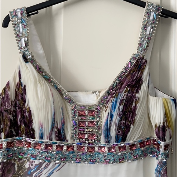 Dress - Picture 2 of 5